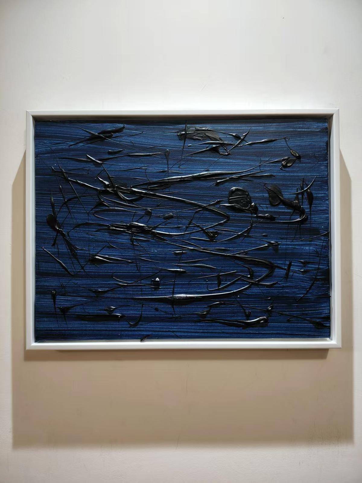 Blue Energy（24''x 32''/ 60 x 80 CM/Stretched + White Wooden Frame）